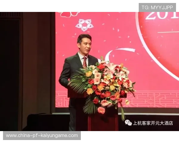 世界足球教练年会聚焦“高压逼抢与控球体系的平衡” 世界足球教练年会聚焦“高压逼抢与控球体系的平衡”